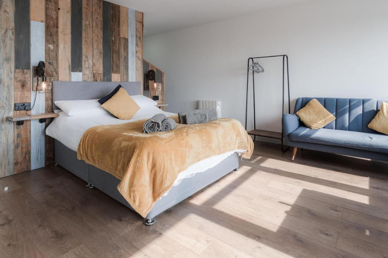 Swn Y Mor - 1 Bedroom Studio - ซอนเดอร์สฟุต ภายนอก รูปภาพ